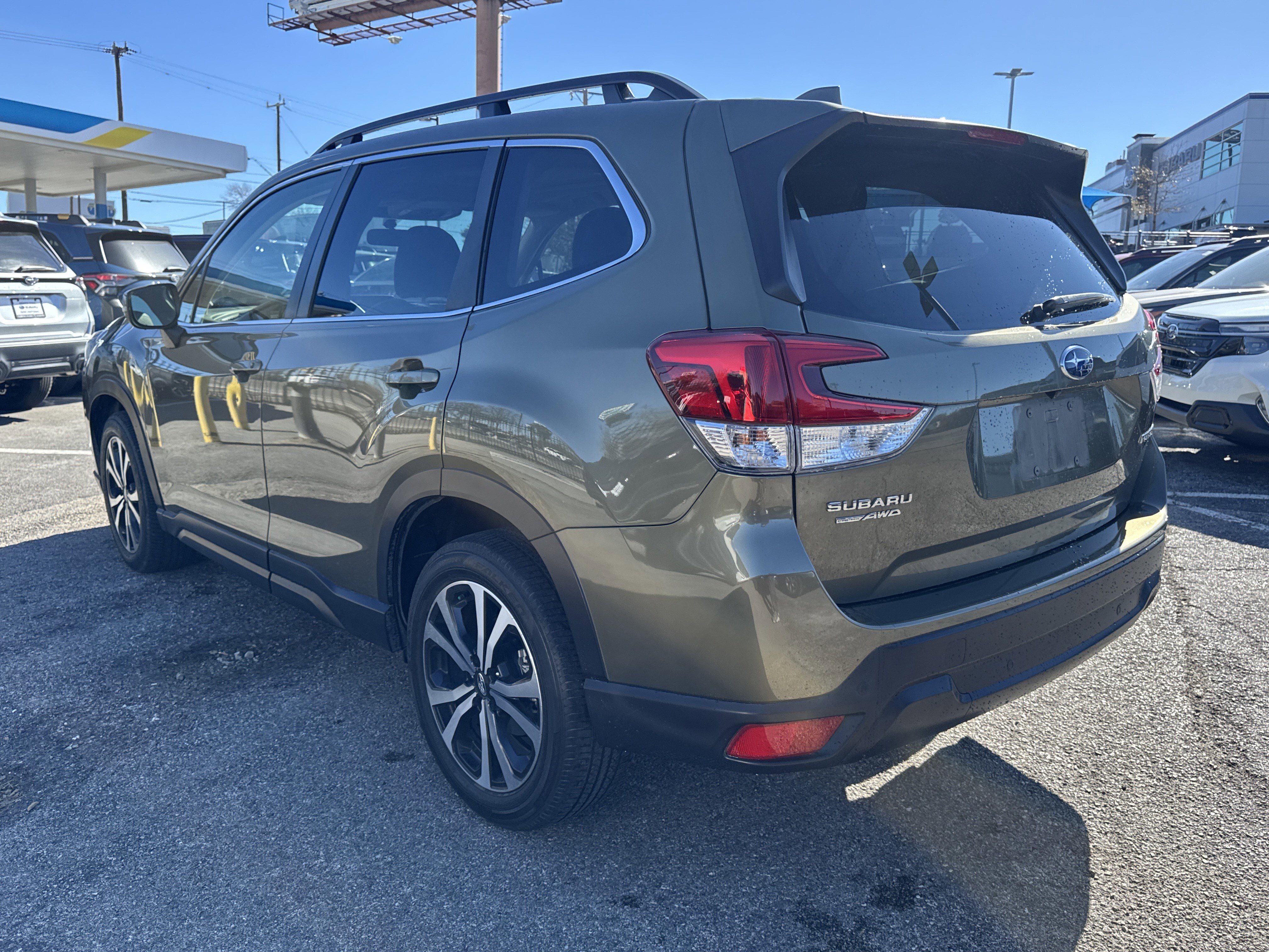 Certified 2023 Subaru Forester Limited image 5