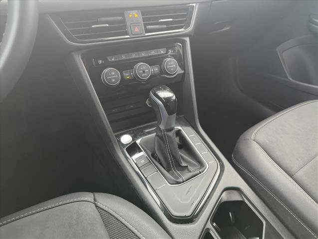 Used 2024 Volkswagen Taos SE image 12