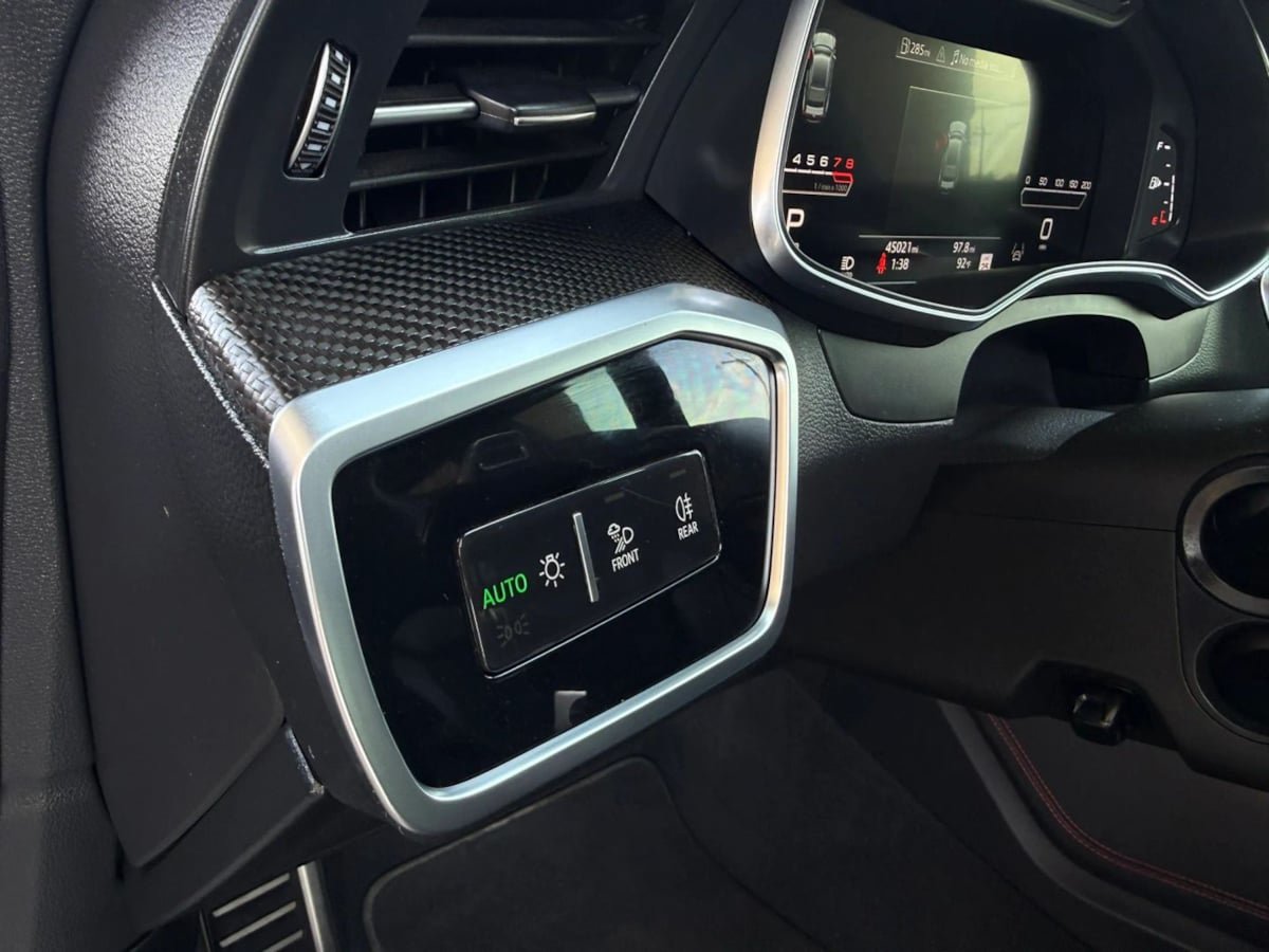 Used 2021 Audi RS 7 Sportback AWD/4WD image 38