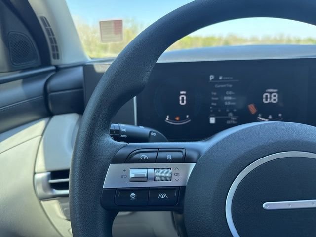 Used 2025 Hyundai Tucson SE FWD image 8