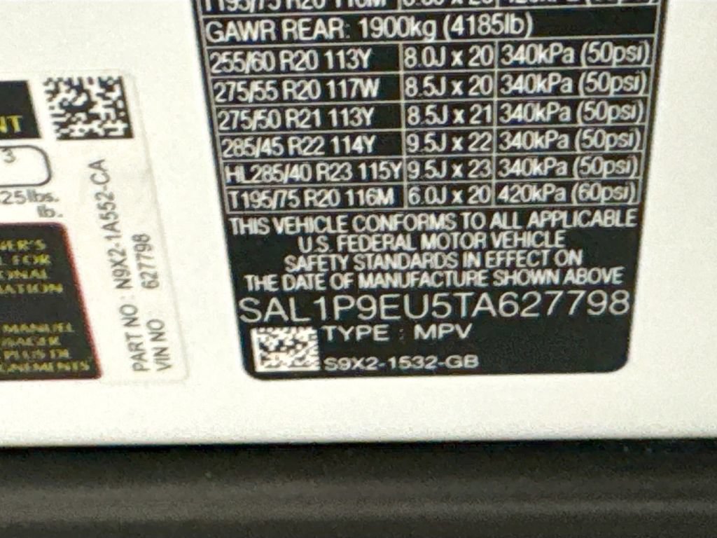 New 2026 Land Rover Range Rover Sport SE AWD/4WD image 32