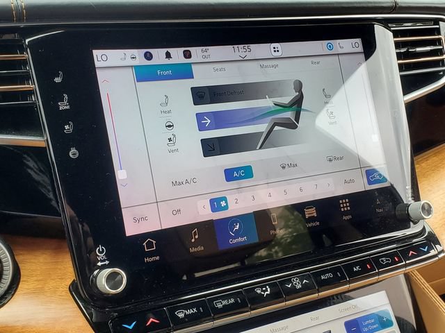 Used 2022 Jeep Grand Wagoneer Series III w/ Rear Seat Video Group 1 AWD/4WD image 22