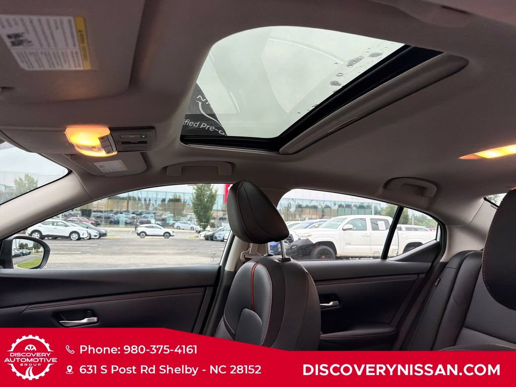 Certified 2025 Nissan Sentra SR w/ SR Premium Package FWD image 33