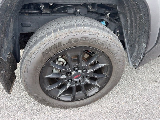 Used 2025 Toyota Tundra Limited w/ TRD Off-Road Package AWD/4WD image 26