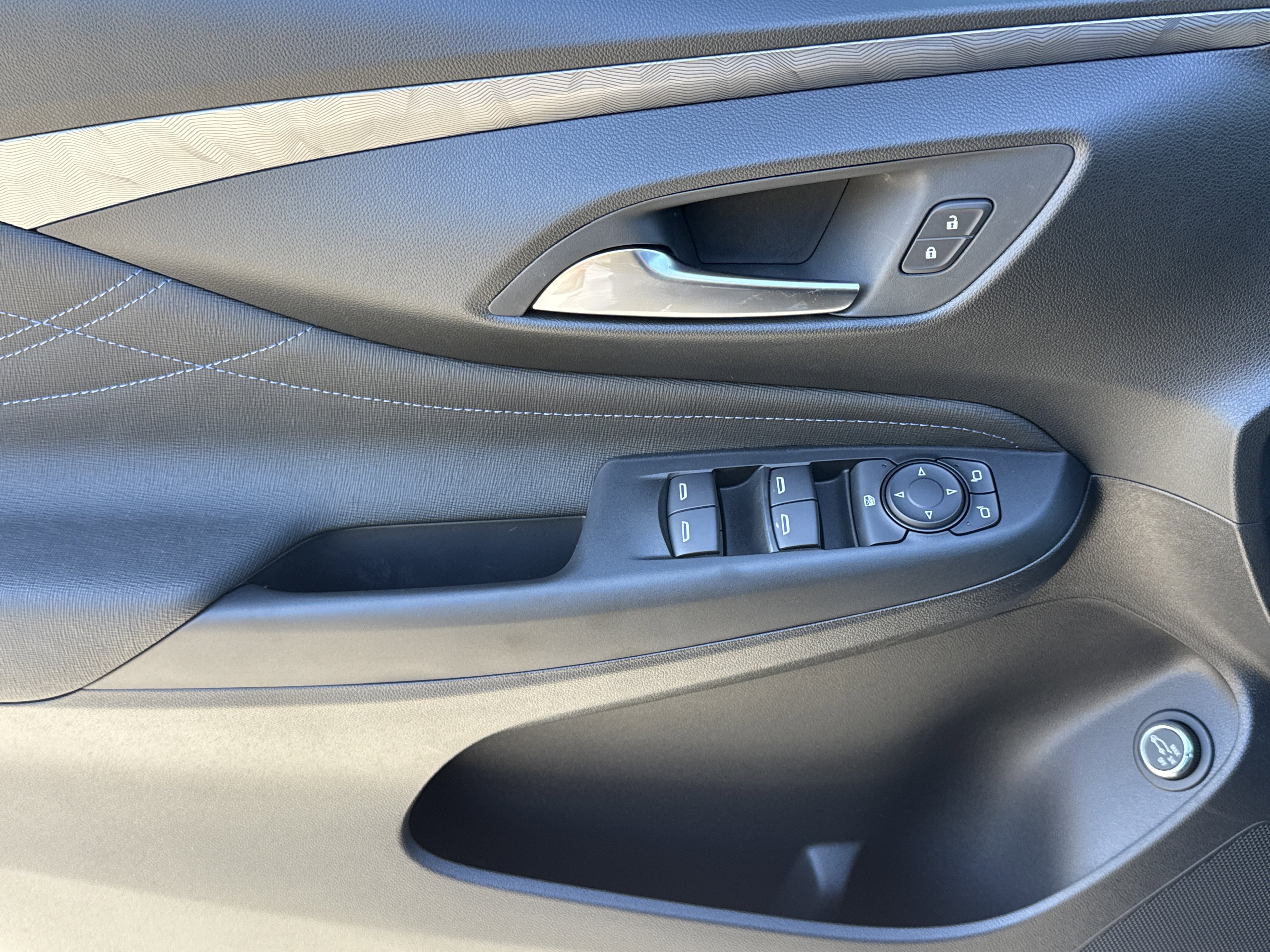 New 2026 Buick Envista Sport Touring w/ Convenience I Package image 12