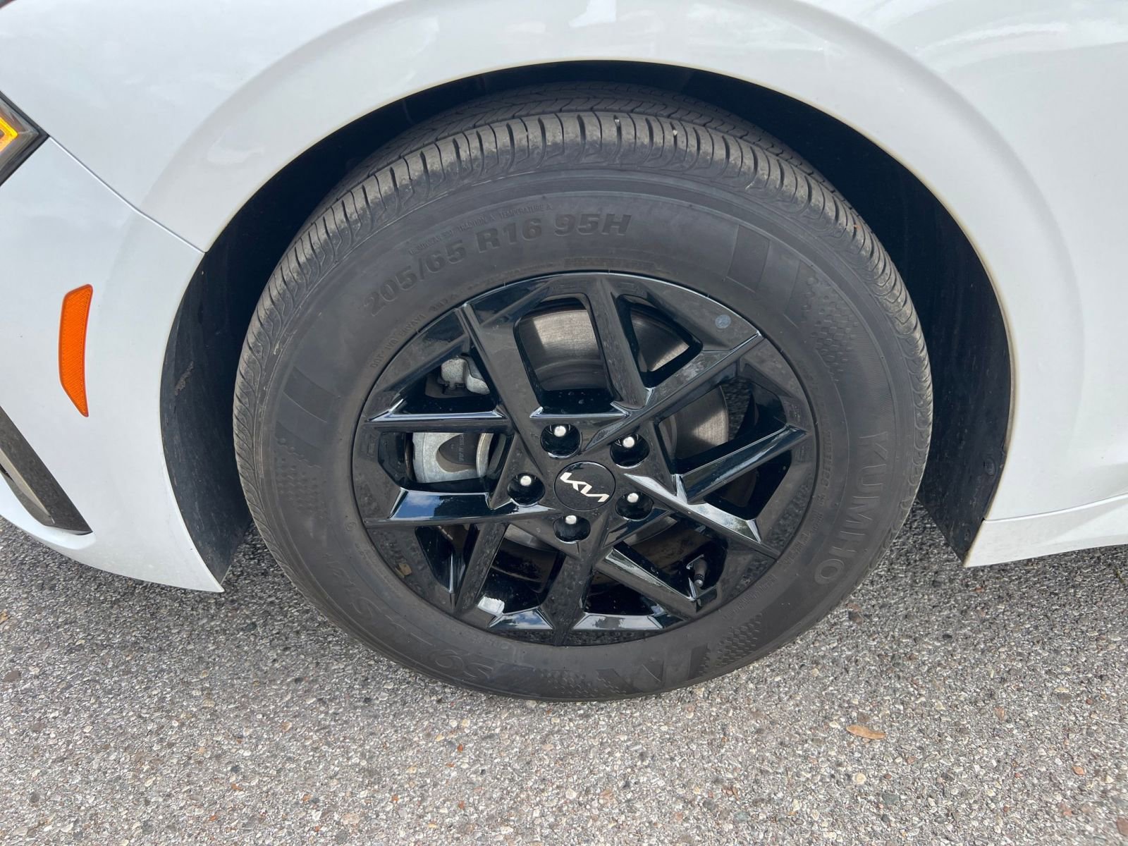 Used 2025 Kia K5 LXS image 27