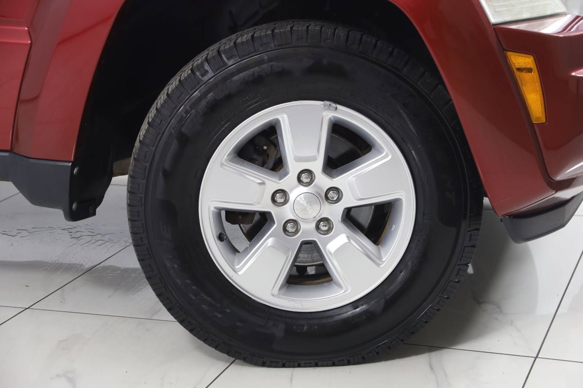 Used 2012 Jeep Liberty Sport w/ Popular Equipment Group image 11
