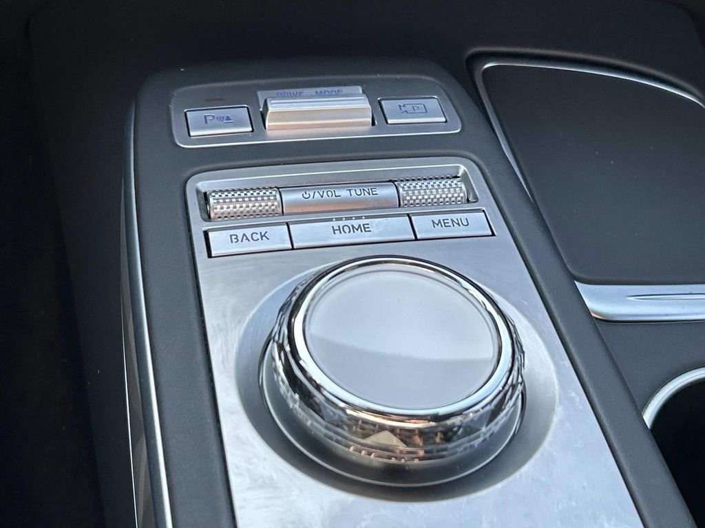 Used 2025 Genesis GV70 3.5T Sport w/ Sport Advanced Package image 37