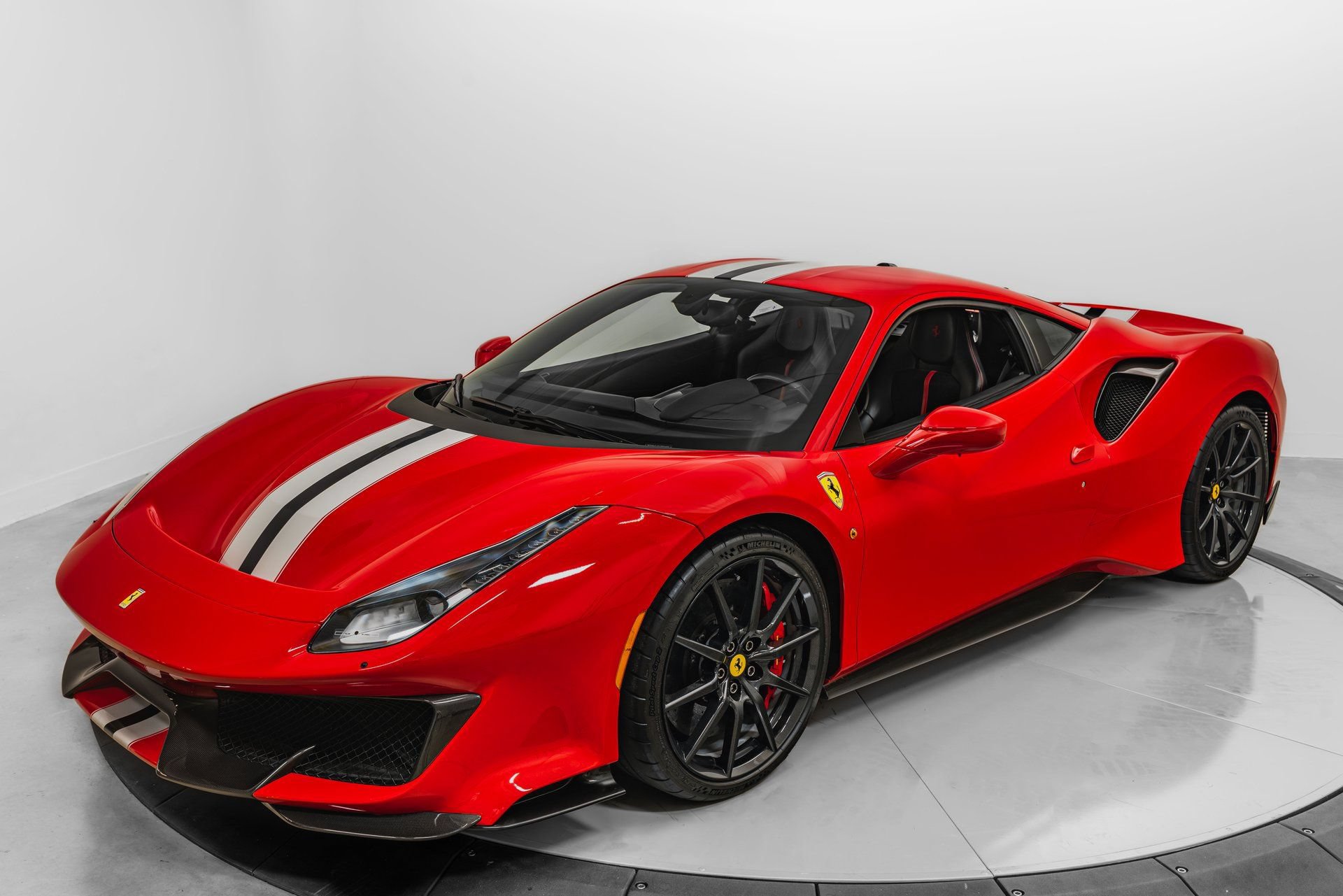 Certified 2020 Ferrari 488 Pista Coupe RWD image 12