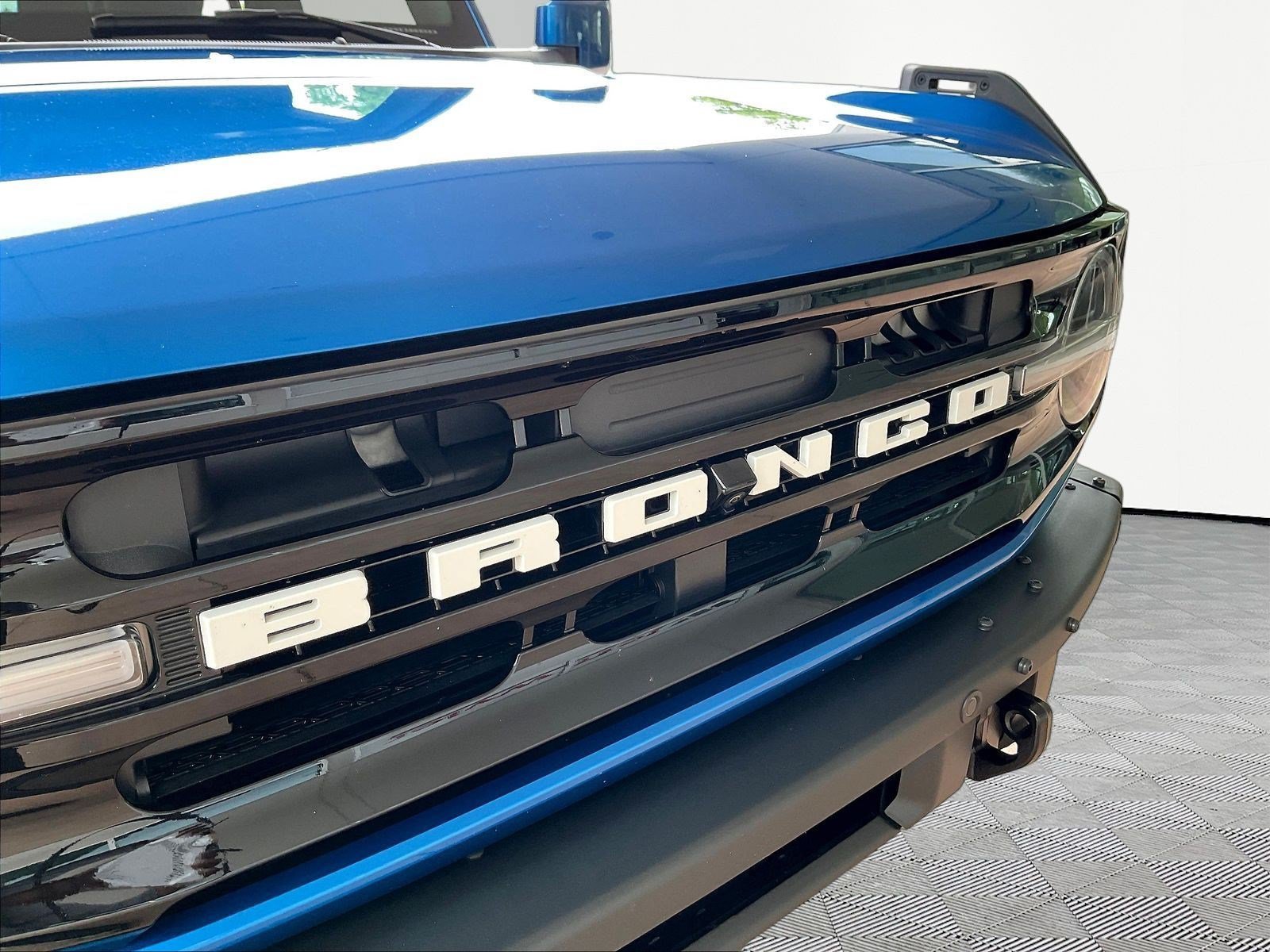 Used 2023 Ford Bronco Outer Banks w/ Sasquatch Package AWD/4WD image 31