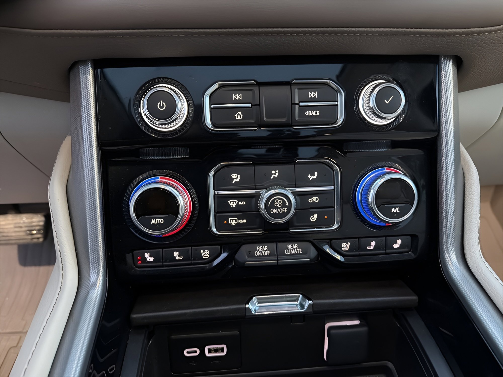 Certified 2024 GMC Yukon XL Denali w/ Advanced Technology Package image 23