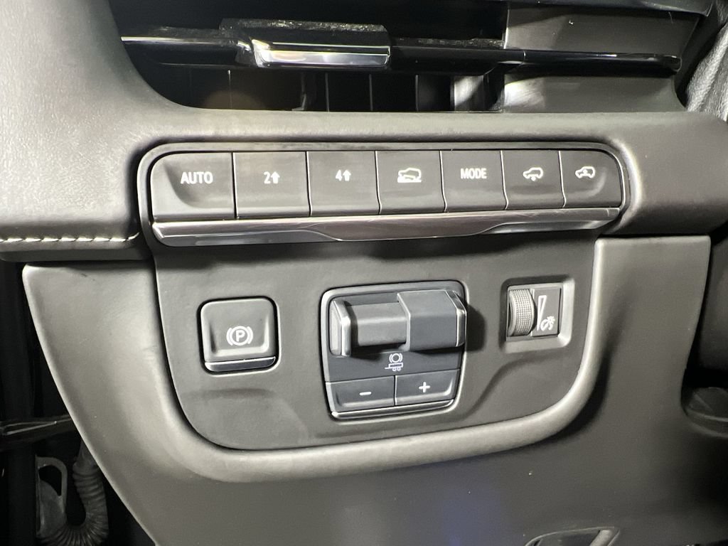 Used 2024 Cadillac Escalade Sport Platinum AWD/4WD image 19