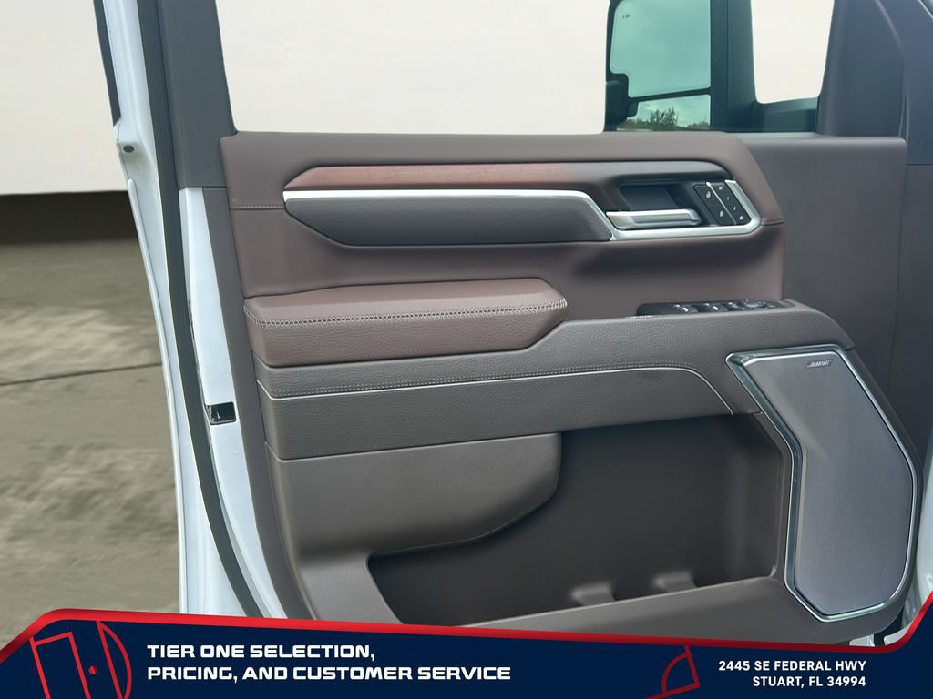 New 2026 GMC Sierra 2500 Denali w/ Denali Reserve Package AWD/4WD image 12