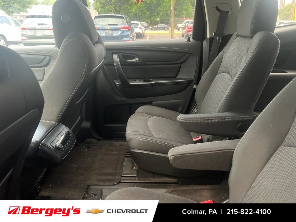 Used 2017 Chevrolet Traverse LT AWD/4WD image 9