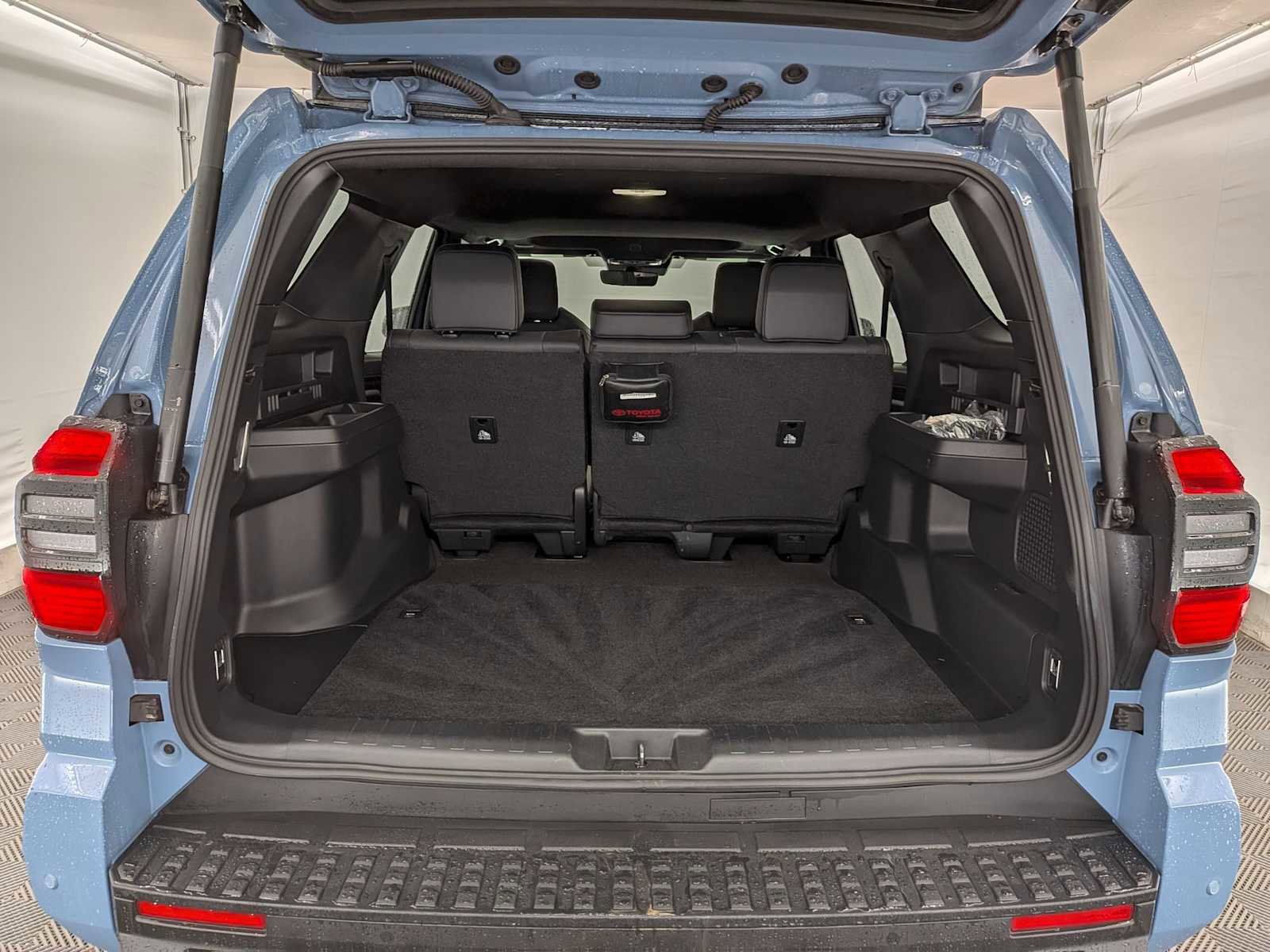 Used 2025 Toyota 4Runner TRD Off-Road Premium image 34