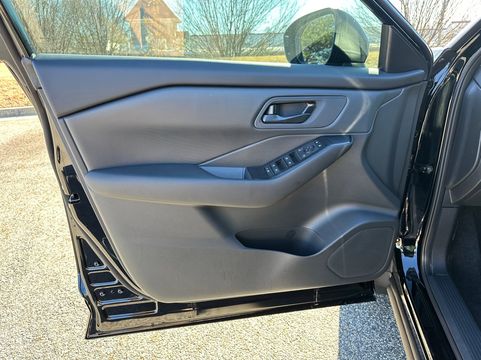 New 2026 Nissan Rogue S image 10