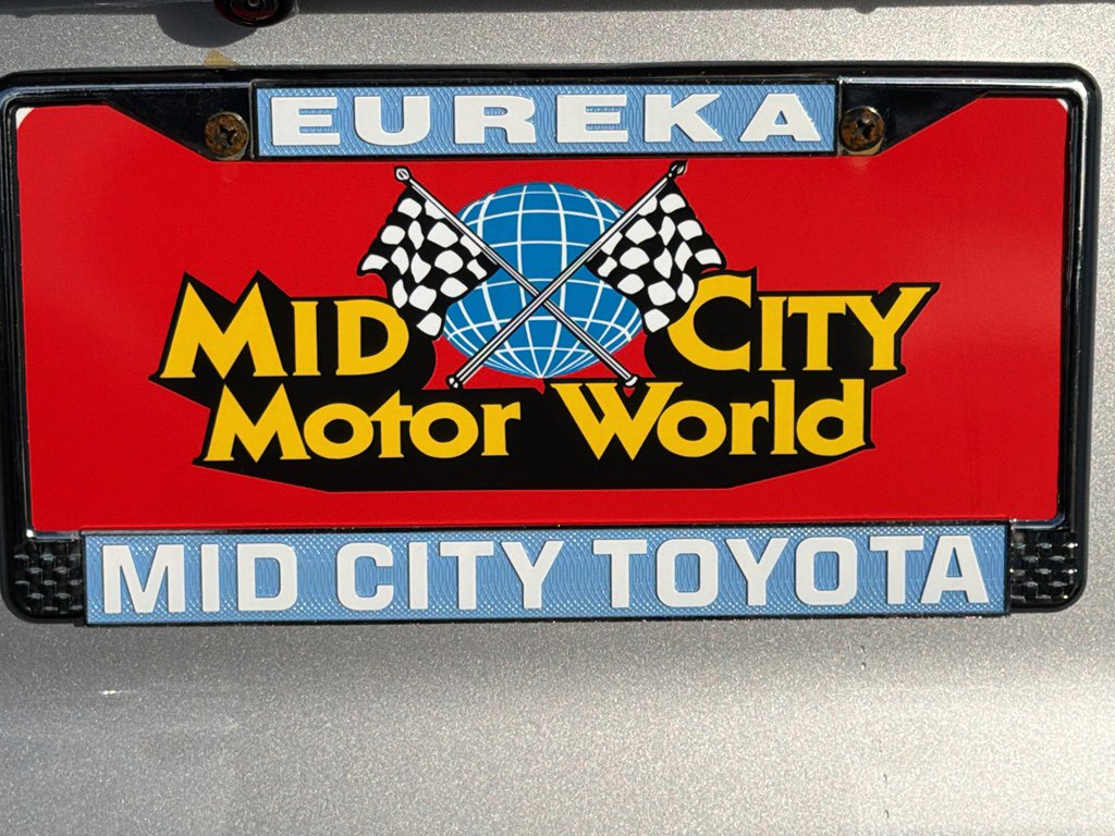 New 2025 Toyota RAV4 LE image 2