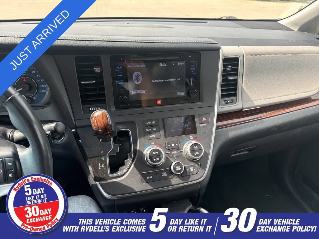 Used 2017 Toyota Sienna Limited AWD/4WD image 10