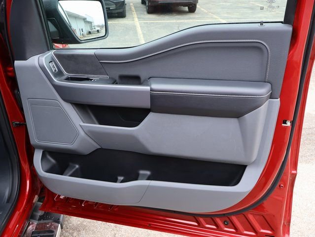 Used 2025 Ford F150 XLT w/ Equipment Group 301A Standard image 12