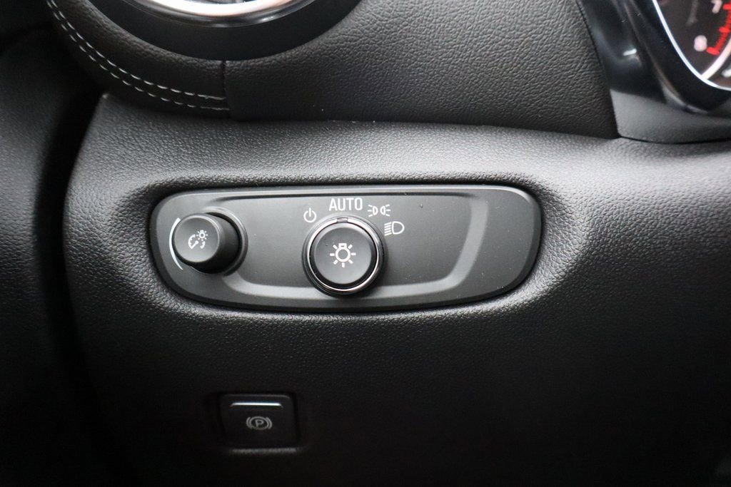 New 2026 Chevrolet Blazer LT w/ LPO, Black Sport Package image 16