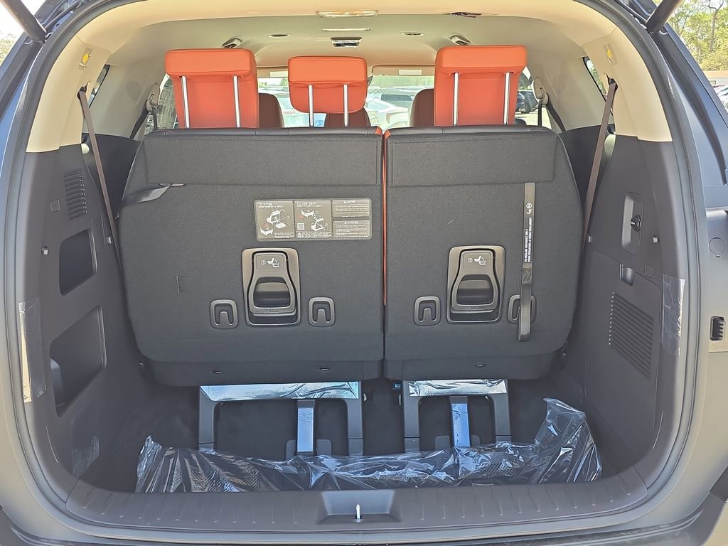 New 2026 Kia Carnival EX image 10