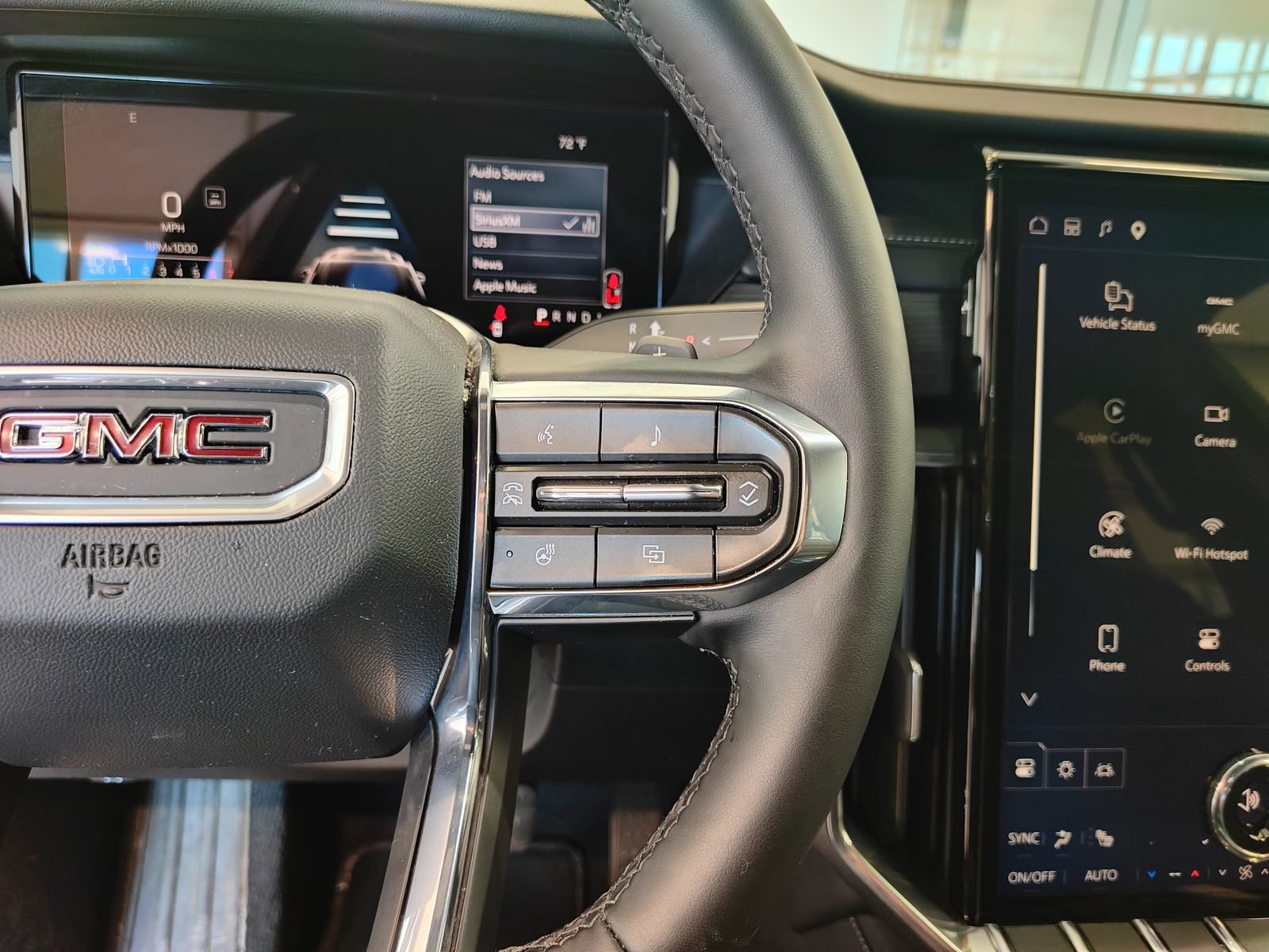 Used 2026 GMC Acadia Elevation w/ Elevation Premium Package AWD/4WD image 21