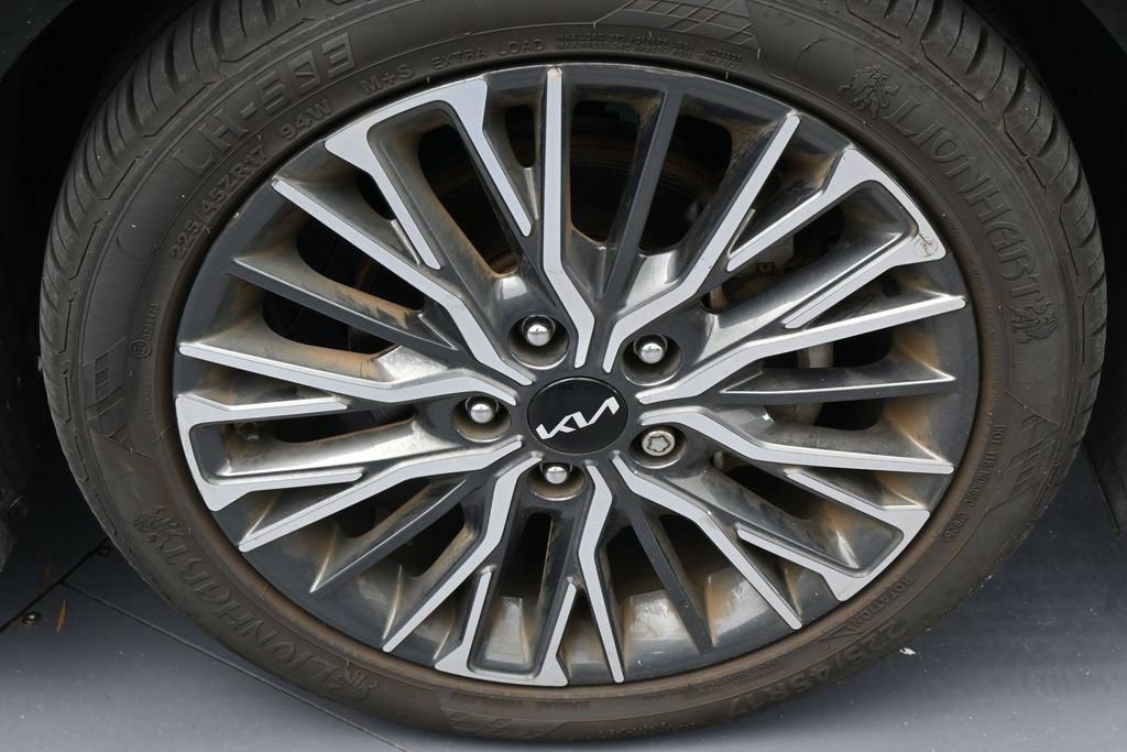 Used 2023 Kia Forte GT-Line w/ GT-Line Technology Package FWD image 38
