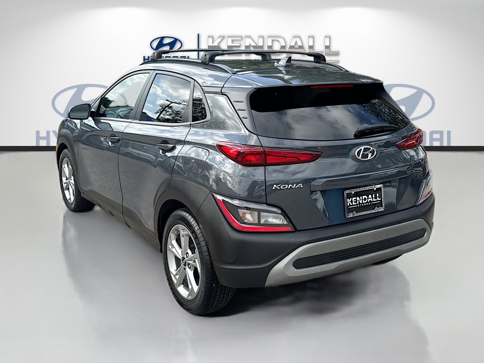 Used 2023 Hyundai Kona SEL image 4