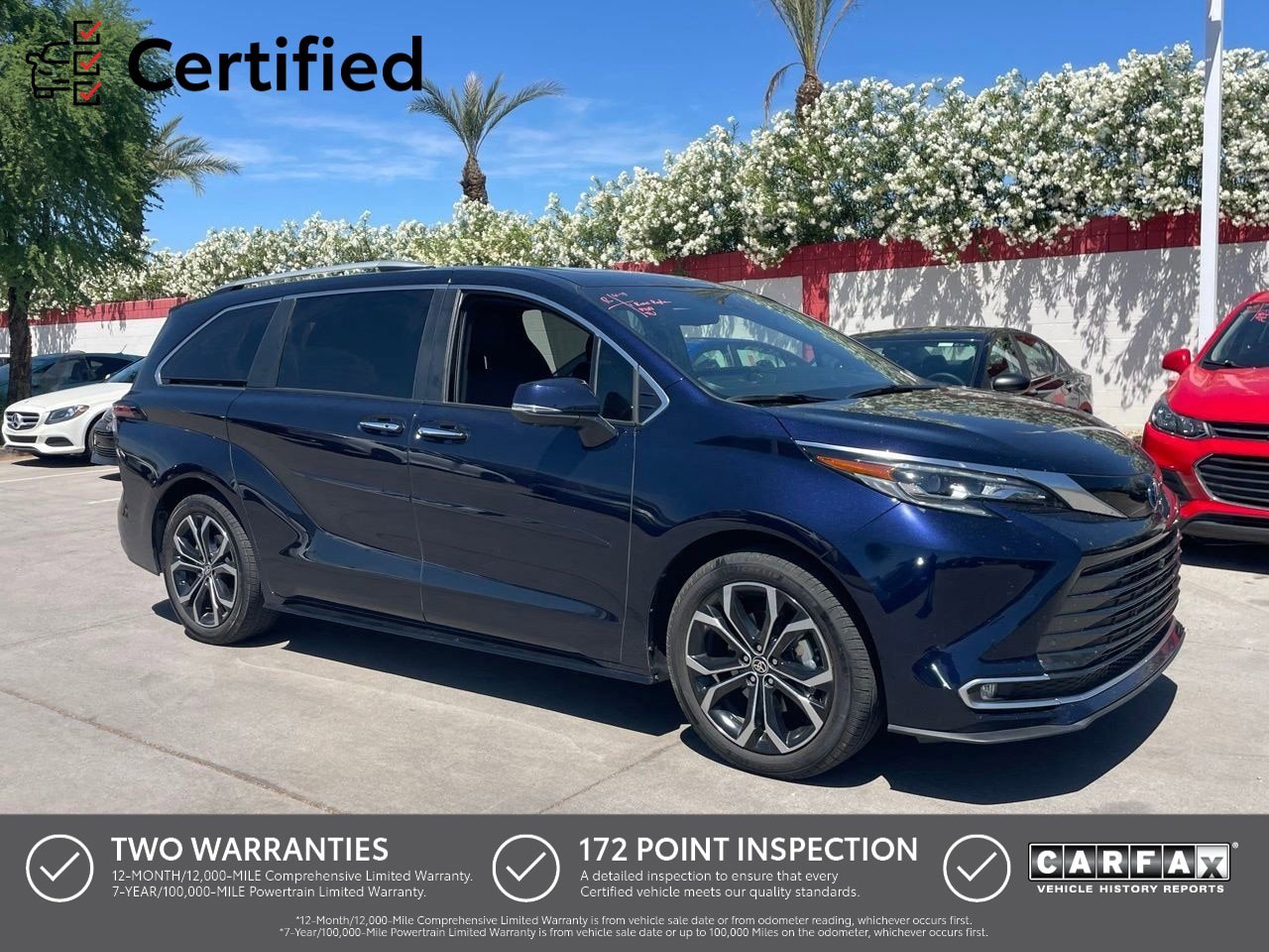 Used 2025 Toyota Sienna Platinum image 1