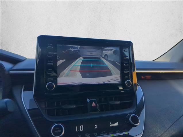 Used 2020 Toyota Corolla LE image 12
