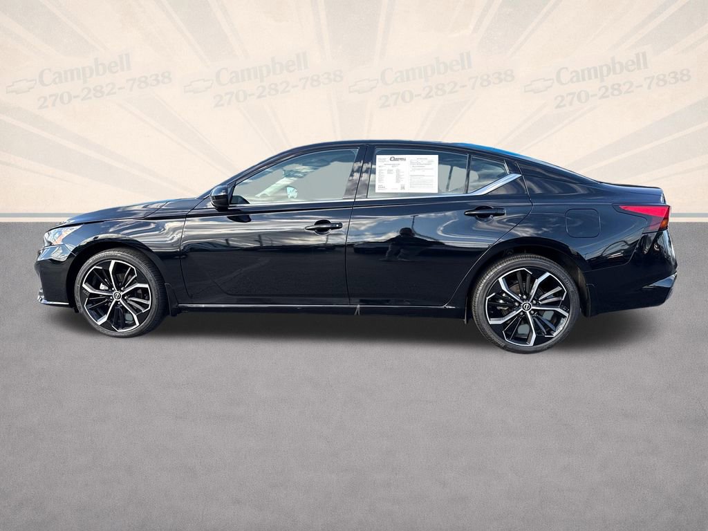 Used 2025 Nissan Altima 2.5 SR image 2