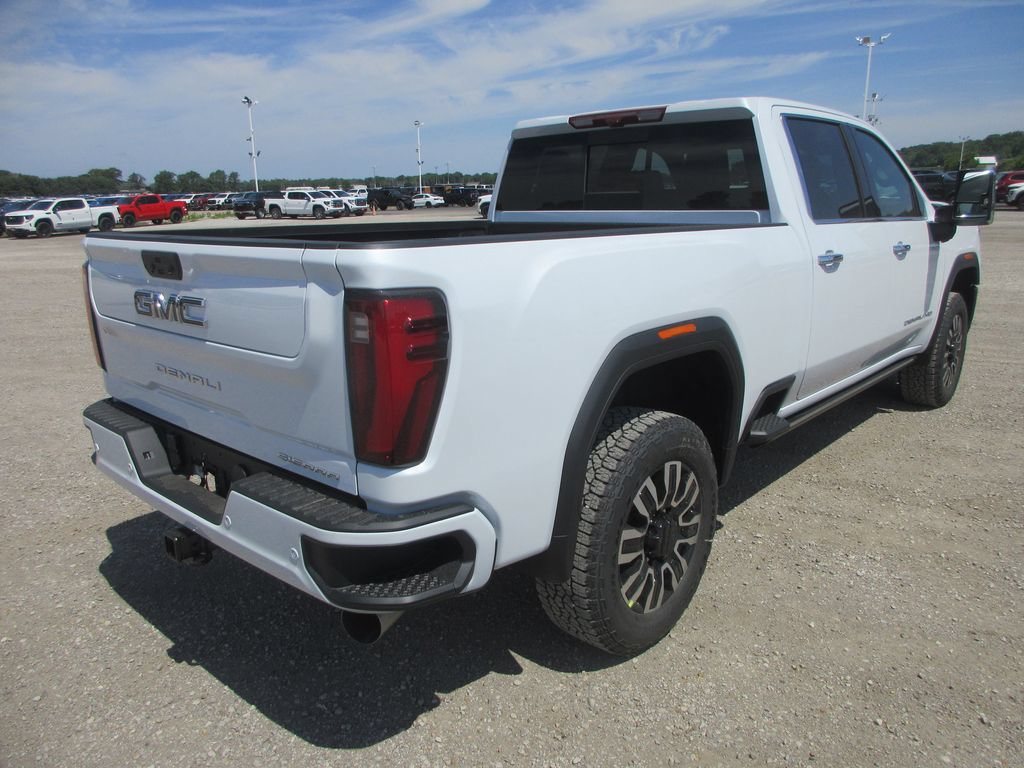 New 2026 GMC Sierra 2500 Denali Ultimate AWD/4WD image 5