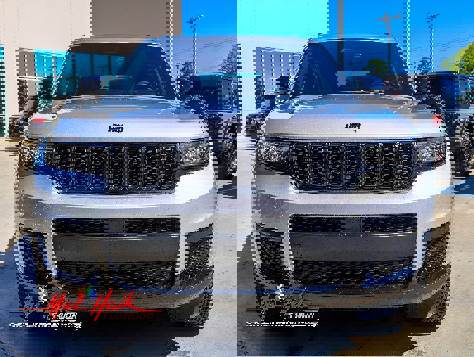 Used 2025 Jeep Grand Cherokee L Altitude image 4