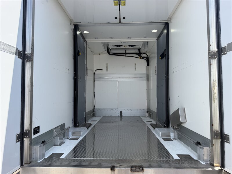 Used 2024 Ford E-350 and Econoline 350 Super Duty w/ Power Windows & Locks Group RWD image 11