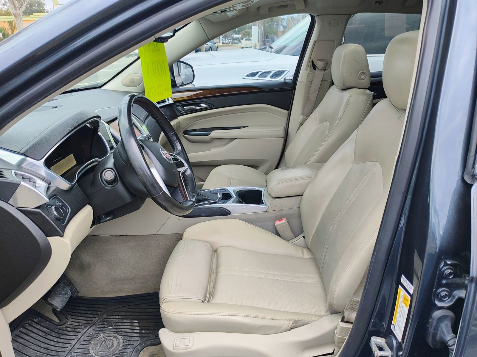 Used 2013 Cadillac SRX Luxury image 12