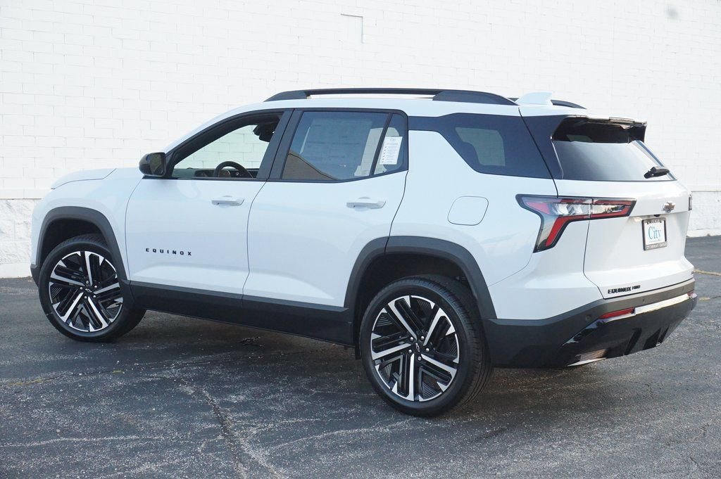 New 2026 Chevrolet Equinox RS w/ Convenience Package III image 8