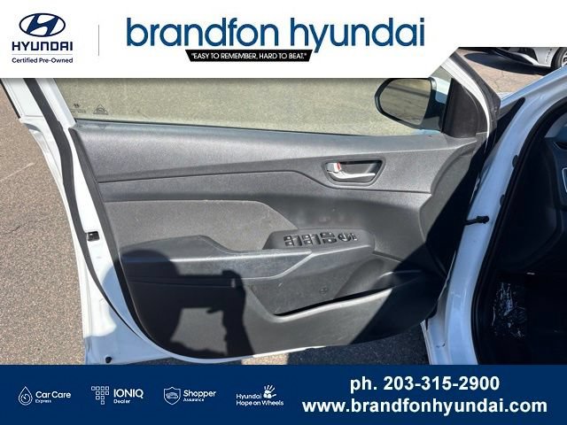 Used 2021 Hyundai Accent SE FWD image 7