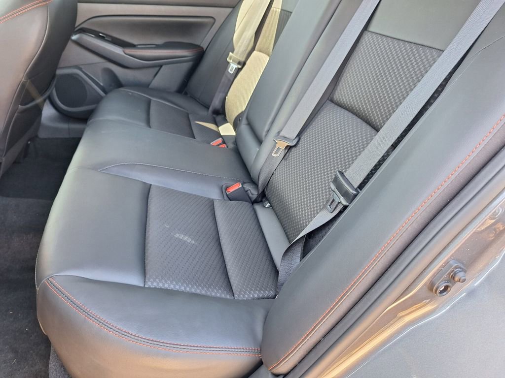 Used 2025 Nissan Altima 2.5 SR image 21