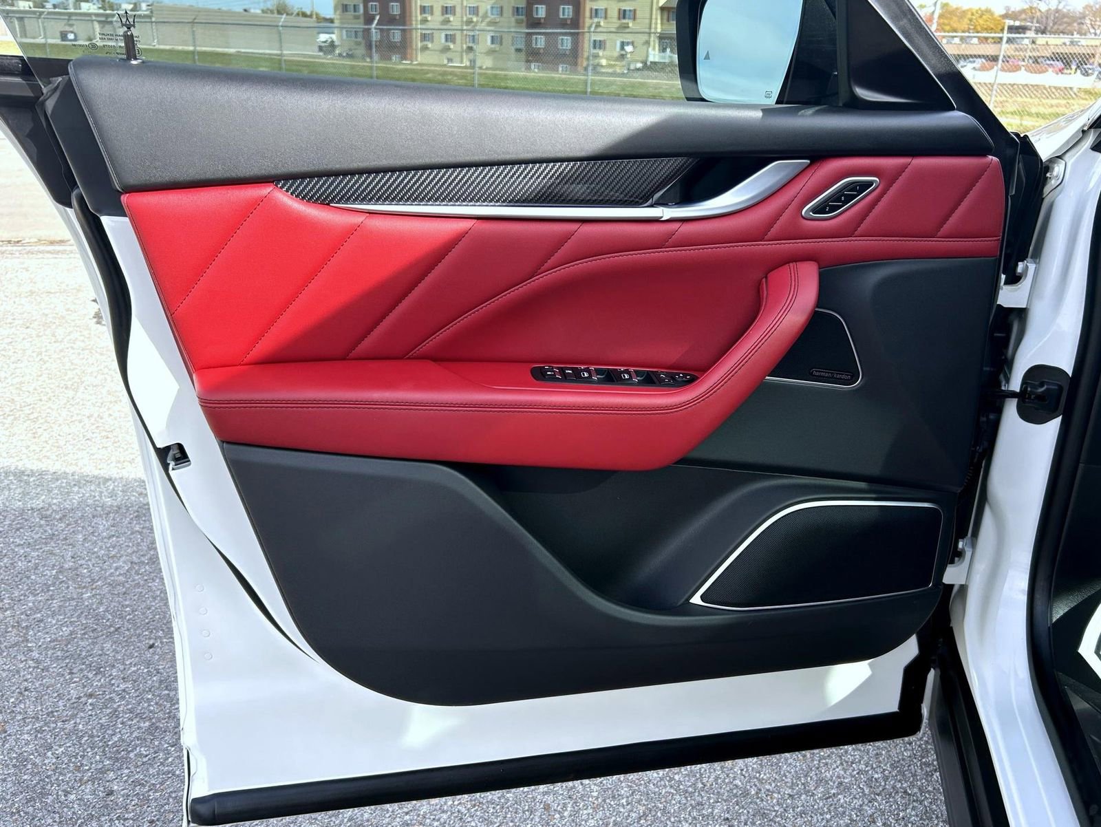 Used 2022 Maserati Levante Modena S image 9