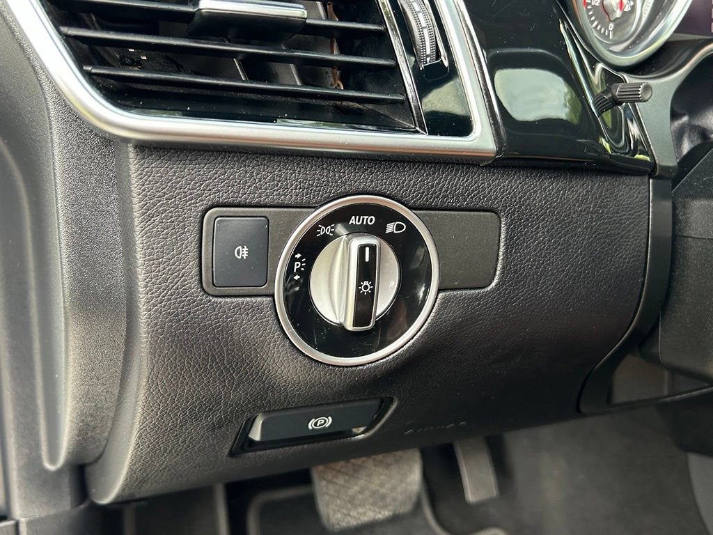 Used 2018 Mercedes-Benz GLE 350 image 18