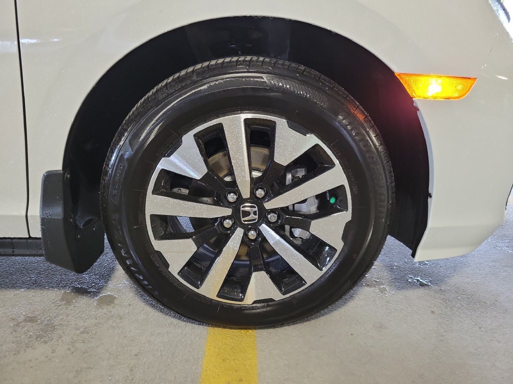 Certified 2026 Honda Odyssey EX-L image 7