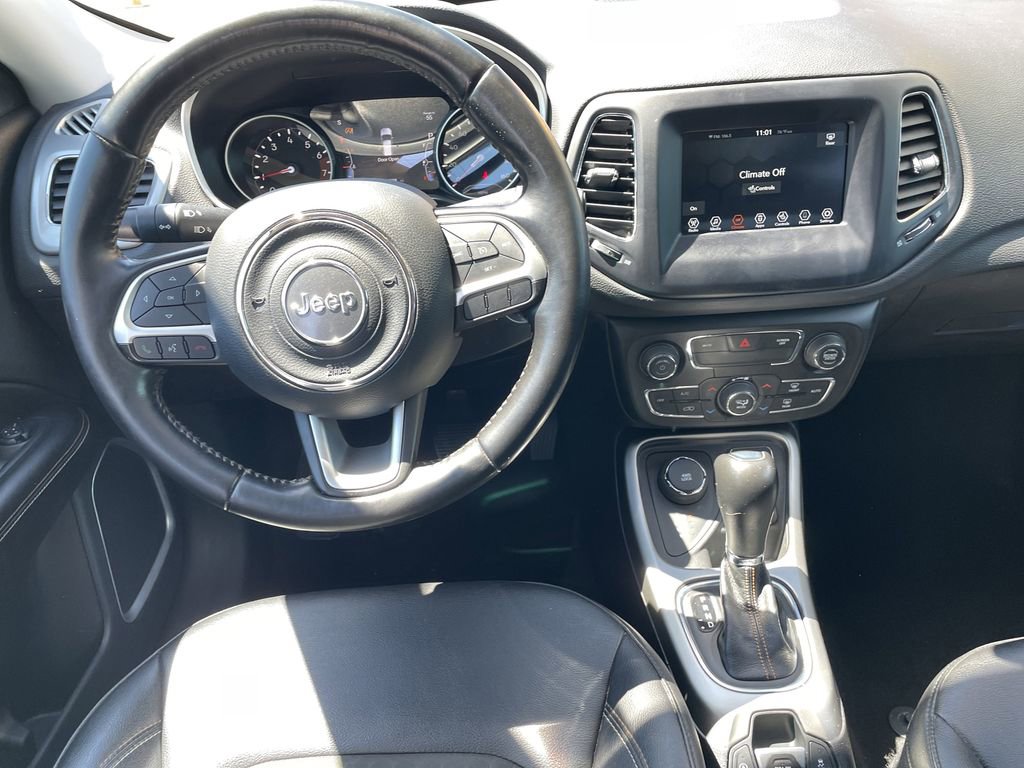 Used 2021 Jeep Compass Latitude w/ Convenience Group AWD/4WD image 15