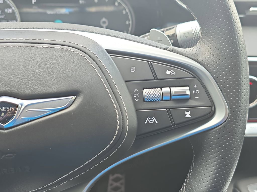 Used 2024 Genesis GV70 3.5T Sport w/ Sport Advanced Package image 18