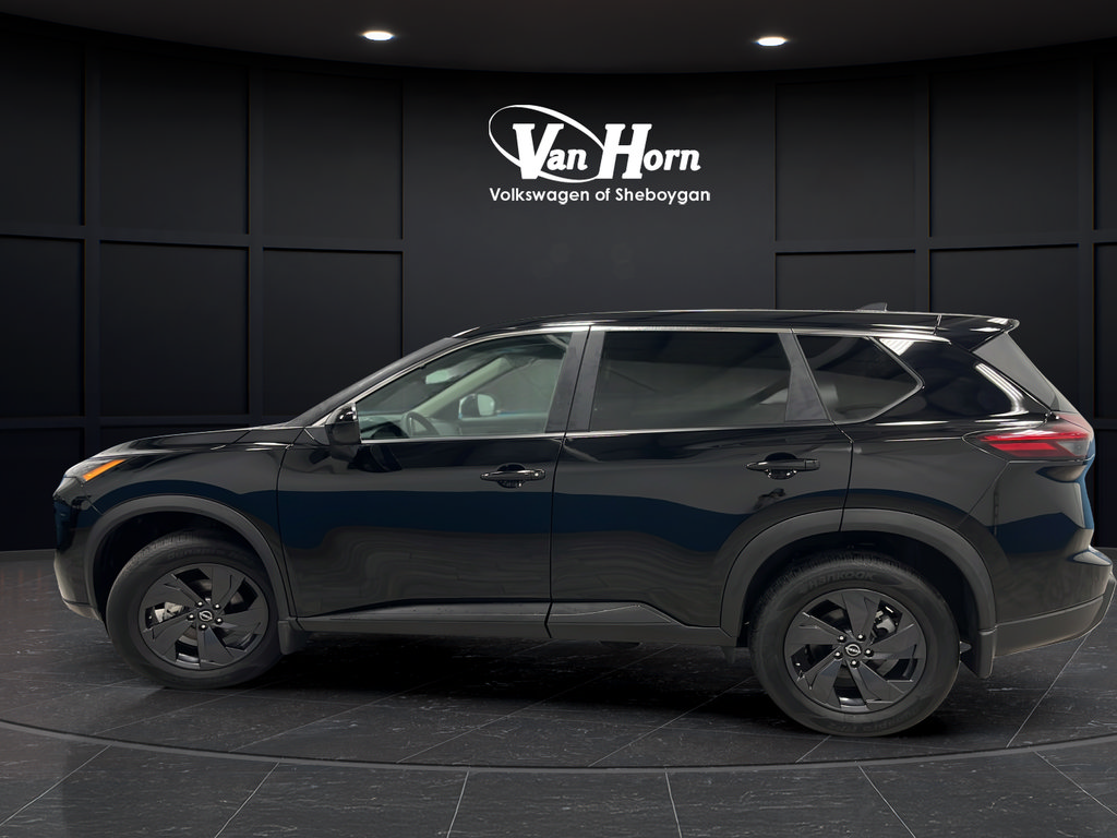 Used 2026 Nissan Rogue SV w/ Cold Weather Package AWD/4WD image 4