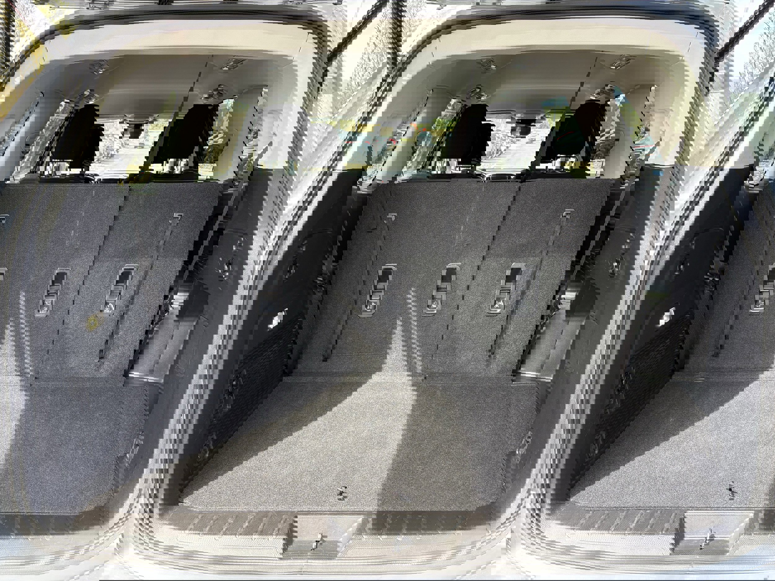 Certified 2025 Subaru Ascent Premium image 12