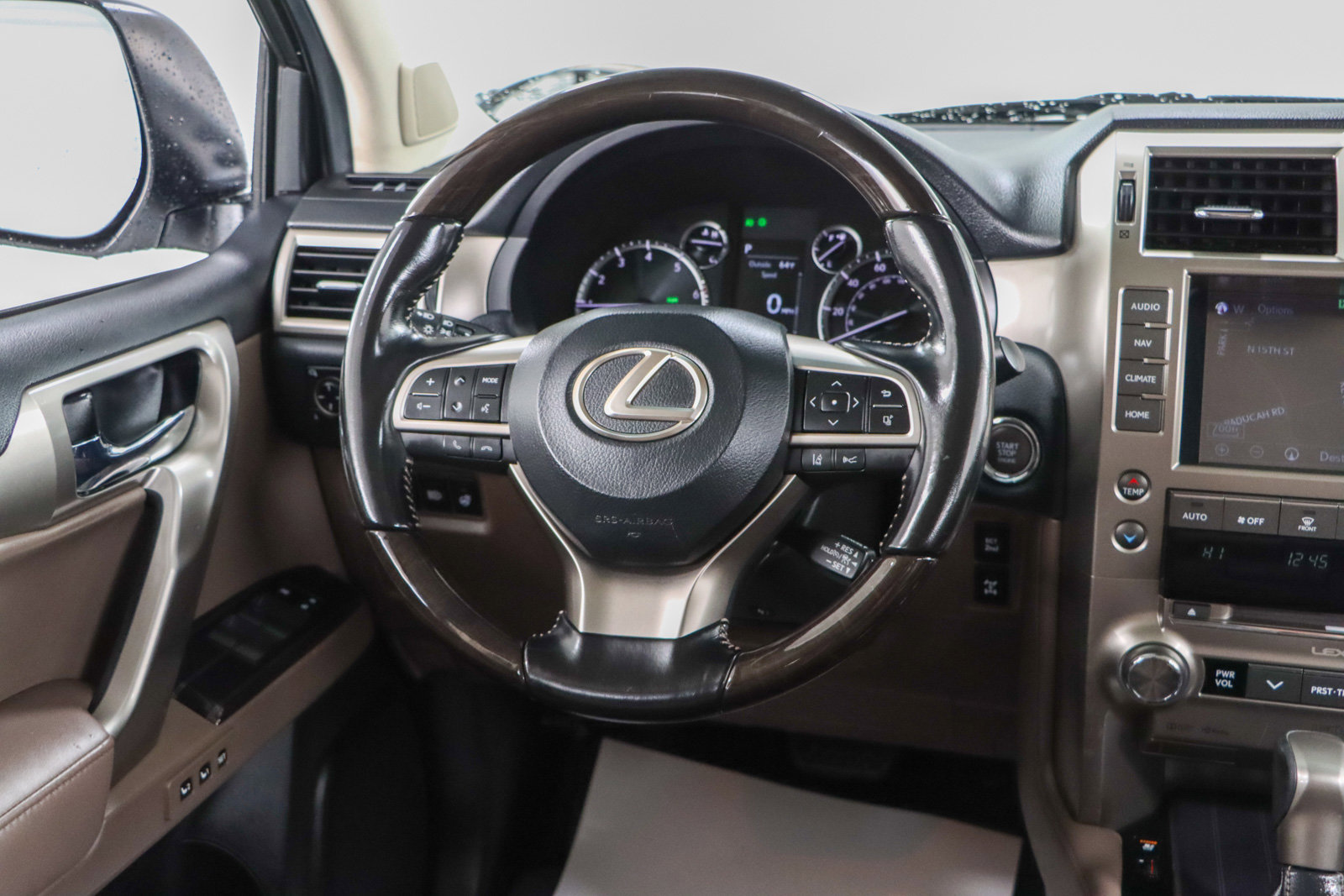 Used 2021 Lexus GX 460 Premium w/ Premium Plus Package AWD/4WD image 13