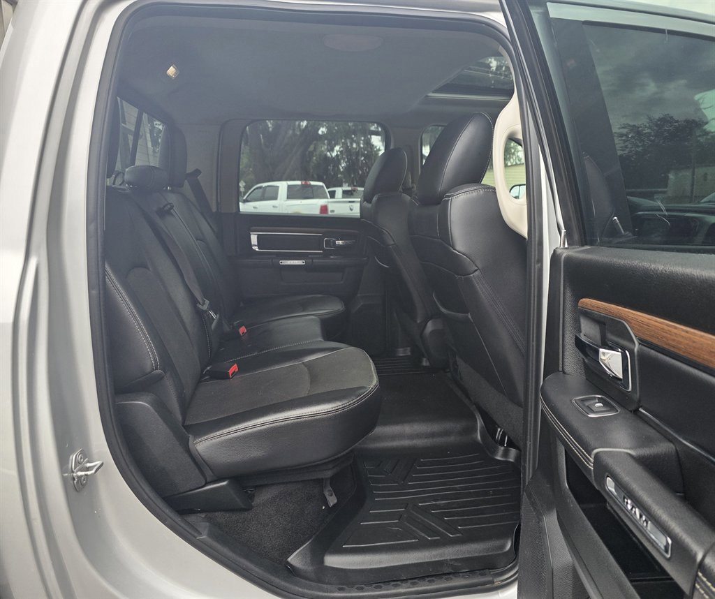 Used 2017 RAM 1500 Laramie w/ Convenience Group image 28