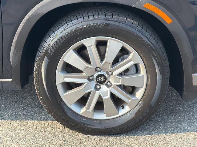 Used 2025 Hyundai Palisade SEL FWD image 12