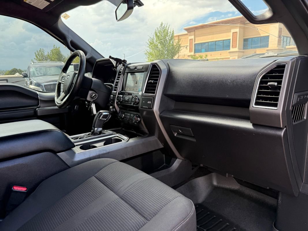 Used 2016 Ford F150 XLT w/ Equipment Group 302A Luxury image 28