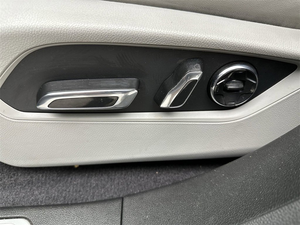 Used 2019 Acura RDX AWD w/ Advance Package image 12